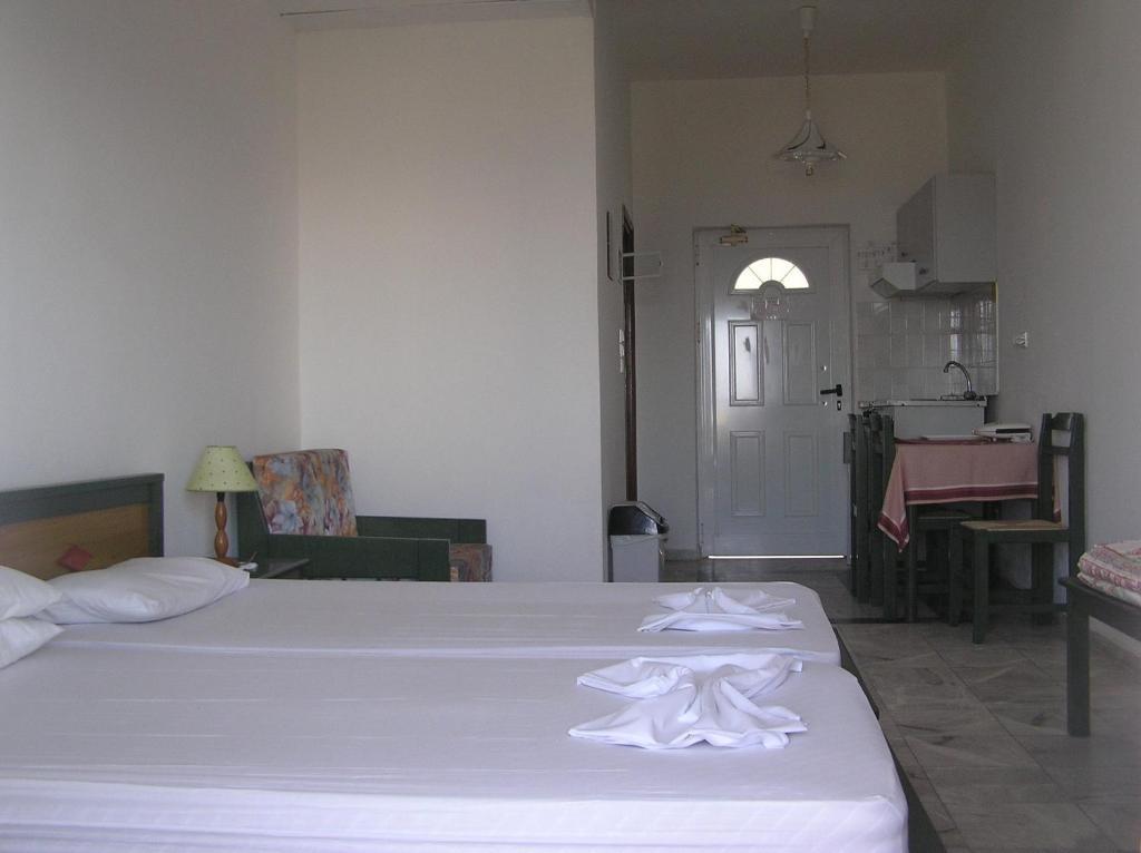 Knossos Aparthotel Pánormos Cameră foto